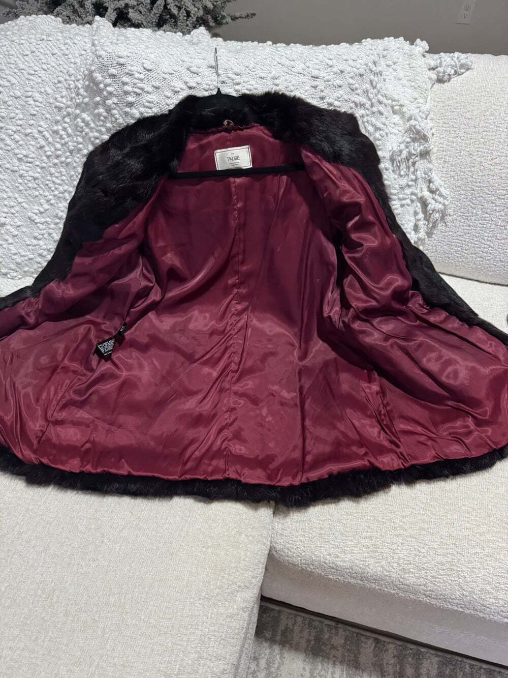 The Taube Collection London Genuine French Rabbit Fur Jacket Black/Burgundy - Picture 2 of 10